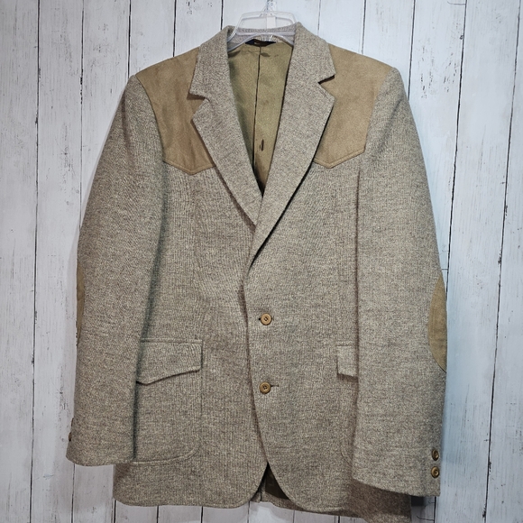 Pendleton Other - NWT Vintage Pendleton Wool Blazer Jacket Leather Shoulders Elbows Size 42 Tall.